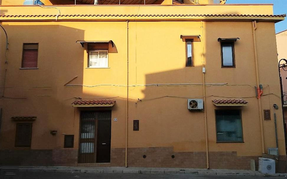 Casa Vacanza Trappeto Palermo 2 Apartment Ngoại thất bức ảnh