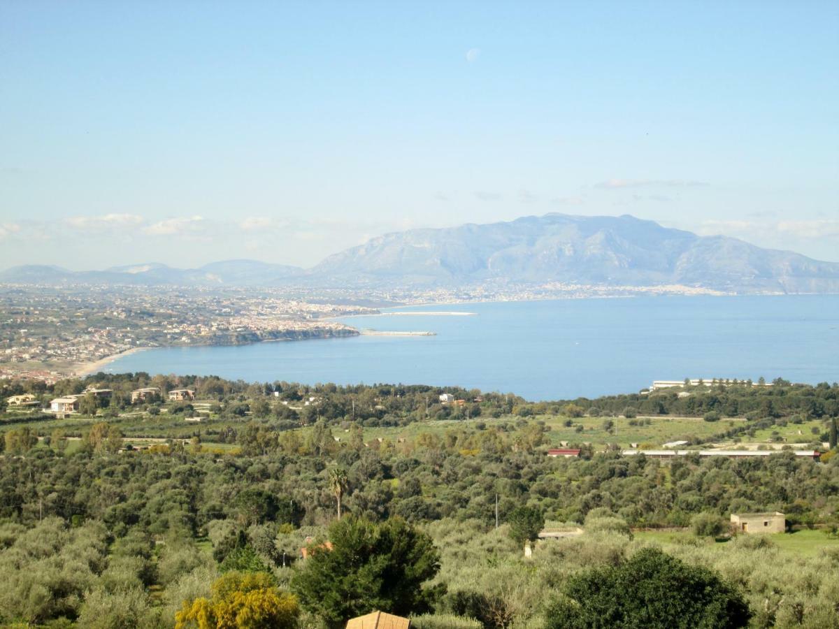 Casa Vacanza Trappeto Palermo 2 Apartment Ngoại thất bức ảnh